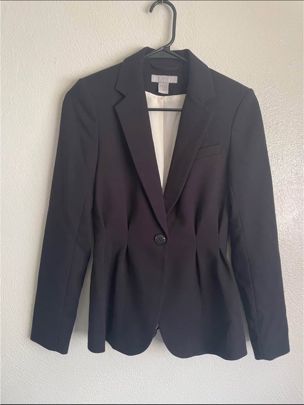 Classic Black Women's Tailored Blazer